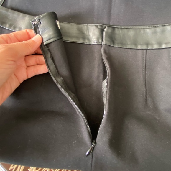 Ann Taylor LOFT Black Scalloped Pencil with Leather Piping Skirt - Picture 10 of 15